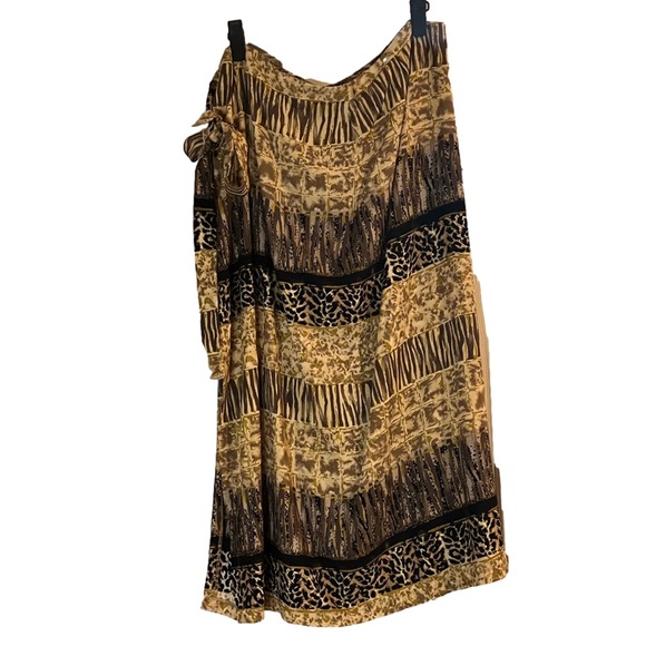 La Palapa womens wrap skirt sarong size L Aztec animal print 3/4 length coverup - Picture 2 of 9